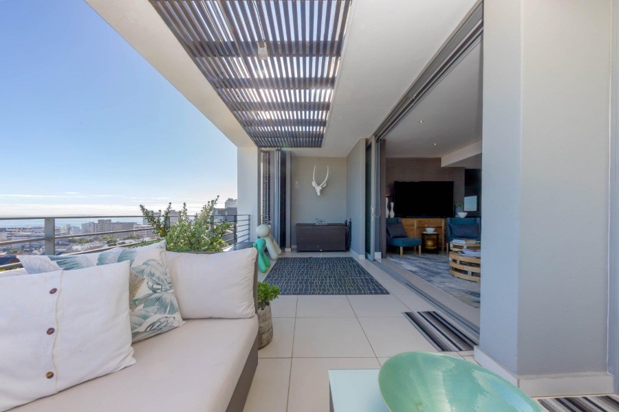 2 Bedroom Property for Sale in Sea Point Western Cape